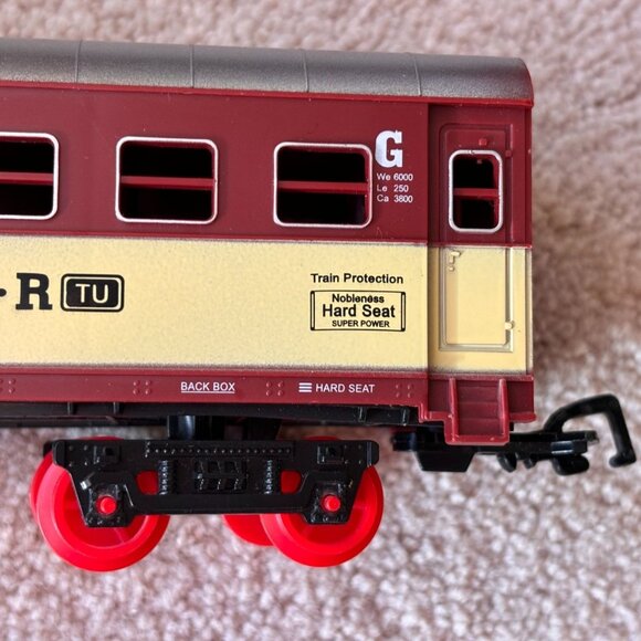 2 Vintage GWR TU Train Carriage Models Nobleness Hard Seat Fire Alarm System - Picture 13 of 16